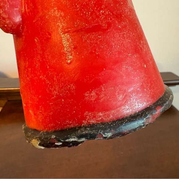 VINTAGE RED TEA KETTLE shaped CANDLE - Picture 3 of 8